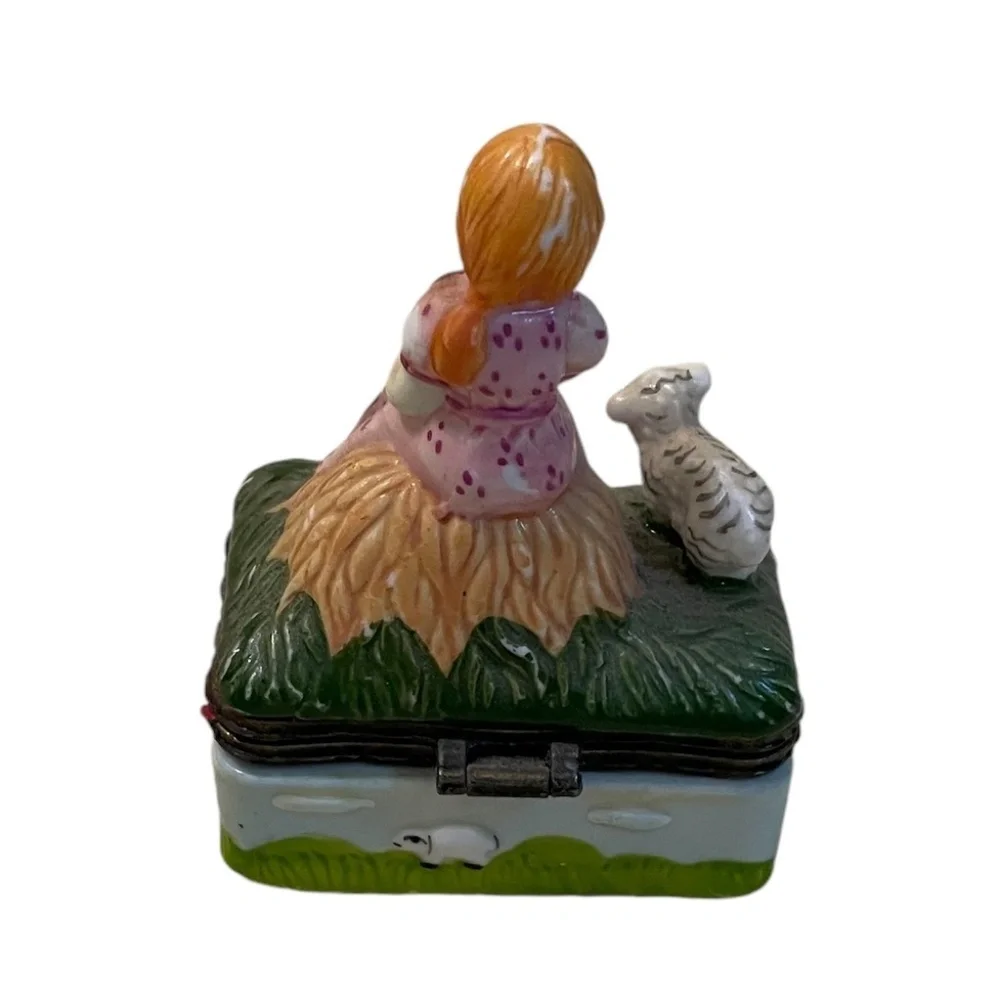 Vintage Little BoPeep Porcelain Hand Painted Trinket‎ Box